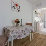Lägenhet Preiswertes Studio-apartment Mit Privatem Grill, Privatparkplatz Unweit Vom