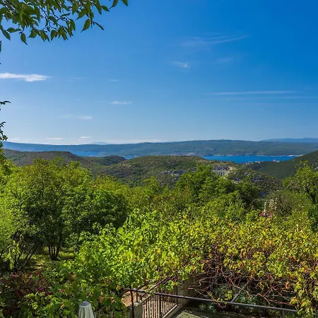 Apartman Preiswertes Studio-apartment Mit Privatem Grill, Privatparkplatz Unweit Vom