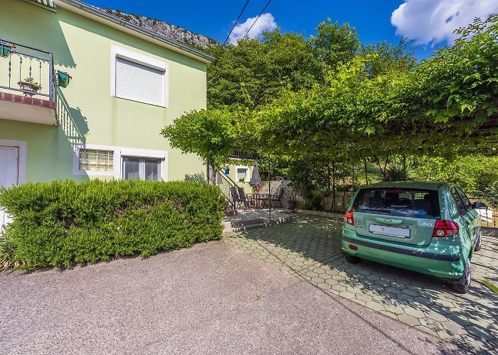Preiswertes Studio-apartment Mit Privatem Grill, Privatparkplatz Unweit Vom *